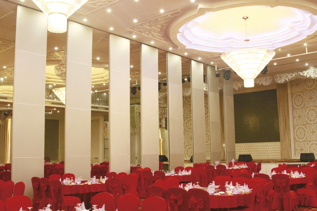 汕頭福晉軒酒樓宴會廳活動隔斷安裝項目