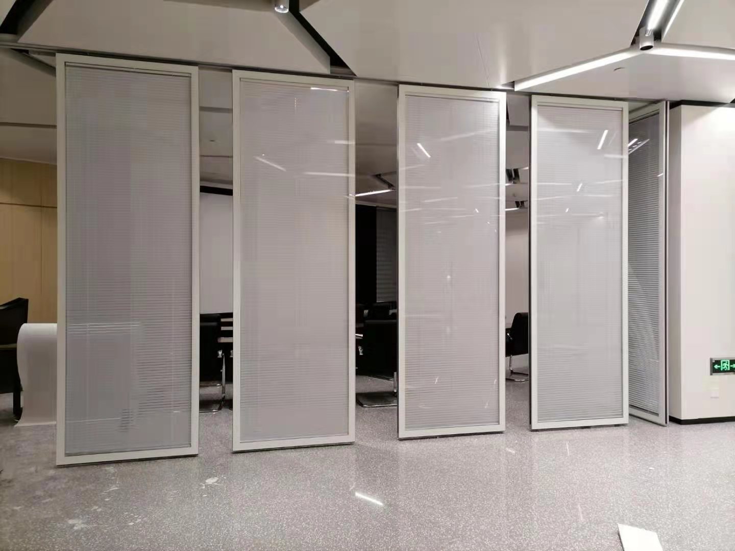 活動玻璃隔斷 活動玻璃隔斷